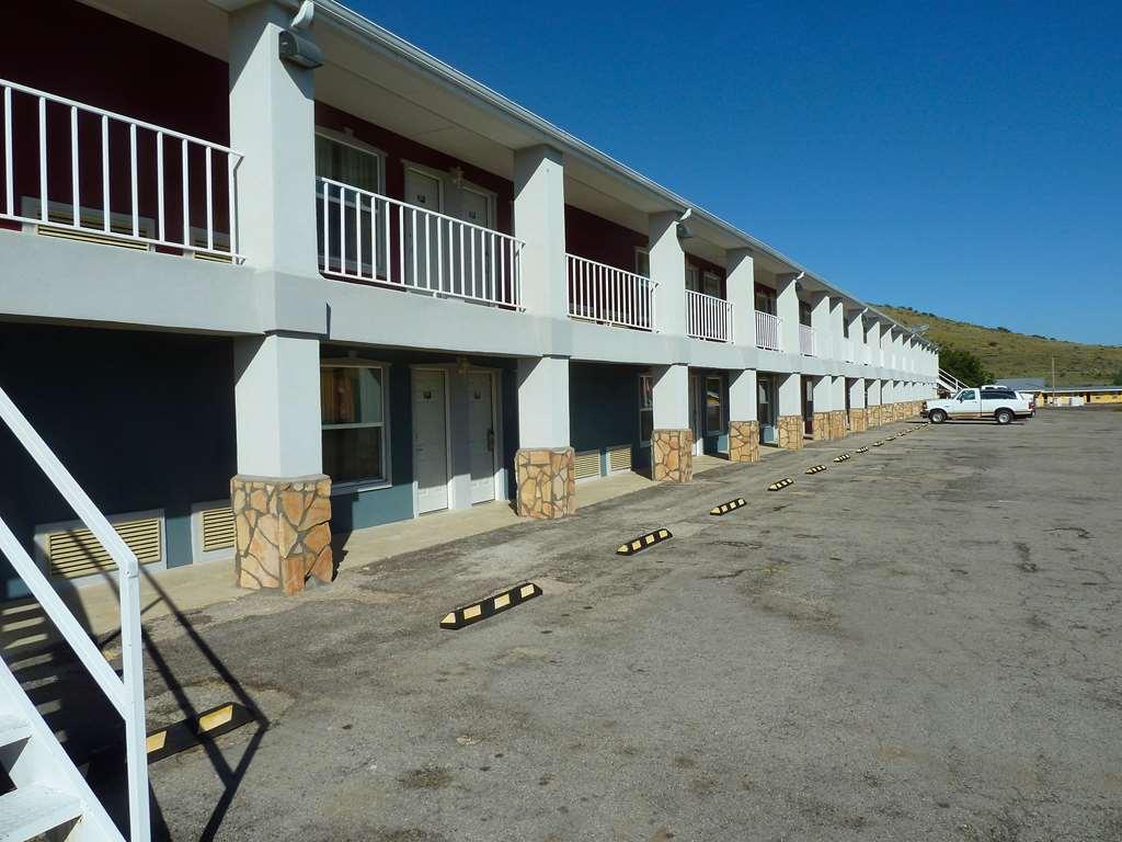 Americas Best Value Inn Alpine Esterno foto